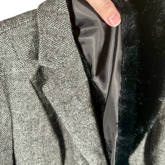 Talbots Women's 16 Gray Herringbone Aberdeen Shetland Blazer Faux Fur Collar - Picture 6 of 12